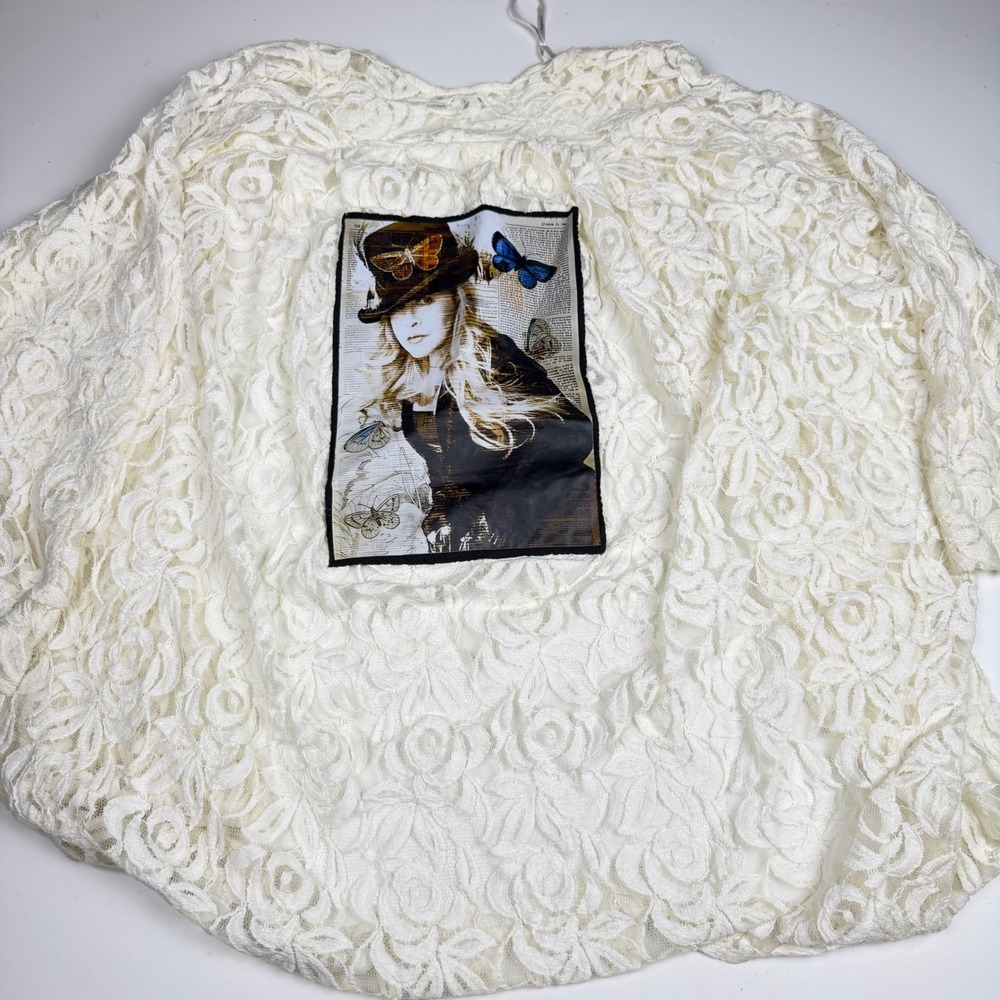 Minkpink Ivory Floral Lace Cardigan Graphic Back Patch Boho Open Front Cream M